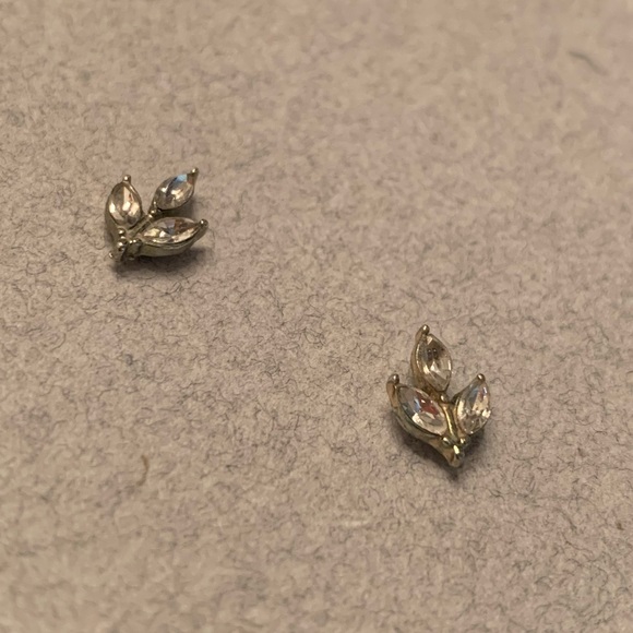 Anthropologie Jewelry - Anthropologie Silver Leaf Earrings